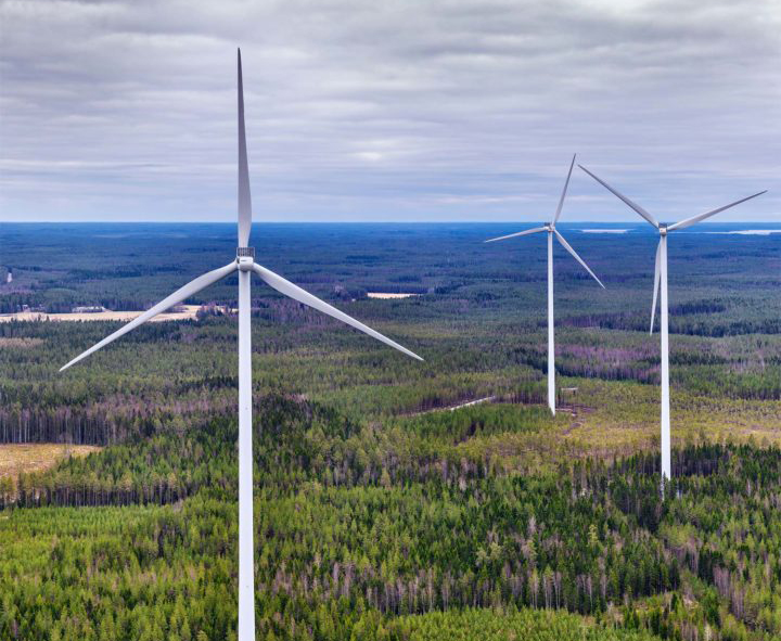 Hitachi Energyltä laaja sähköteknologiatoimitus Suomen suurimpaan tuulipuistoon